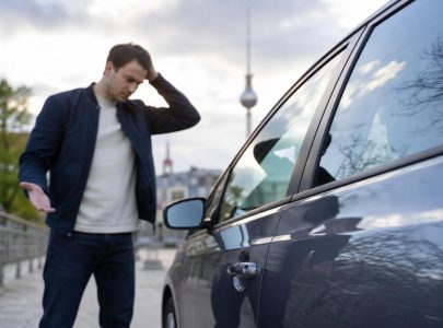 Auto ausgesperrt in Berlin: Schlüssel vergessen – was tun?